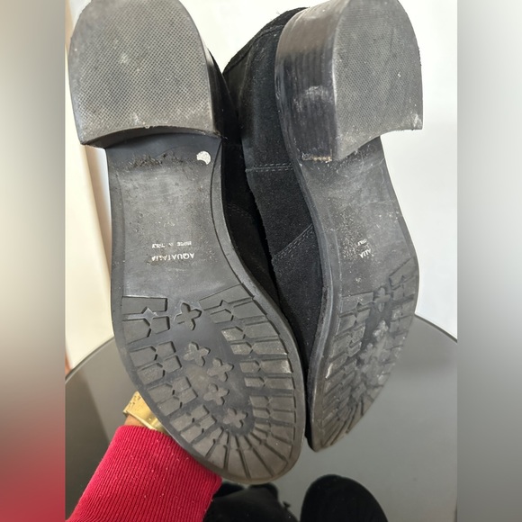 Black Aquatalia Chelsea boot with pull on tab. - Picture 4 of 6